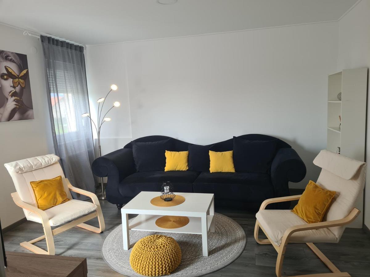 Apartman Lea Kraljevec Sesvetski Eksteriør billede